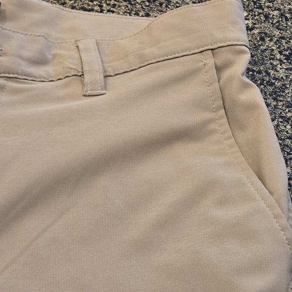 Chaps Golf 78 Men's 30 Tan Beige 9" Cargo Shorts 6 Pocket Stretch Flat Front - Picture 5 of 16